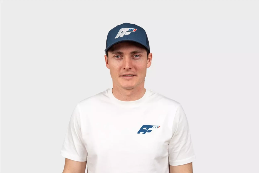 Portrait Adrien Fourmaux 